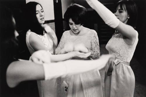 Polishing at Beauty Pageant, Pomeroy, Ohio
