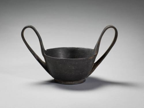 Kantharos, Bucchero Ware
