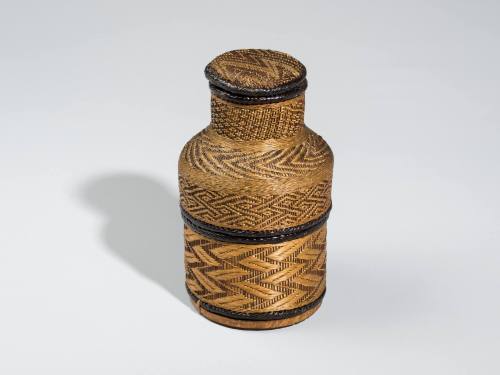 Lid