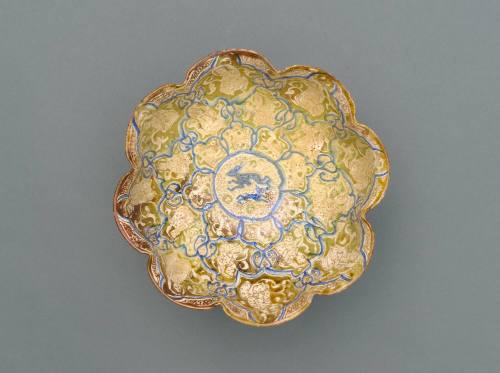 Lobed Bowl