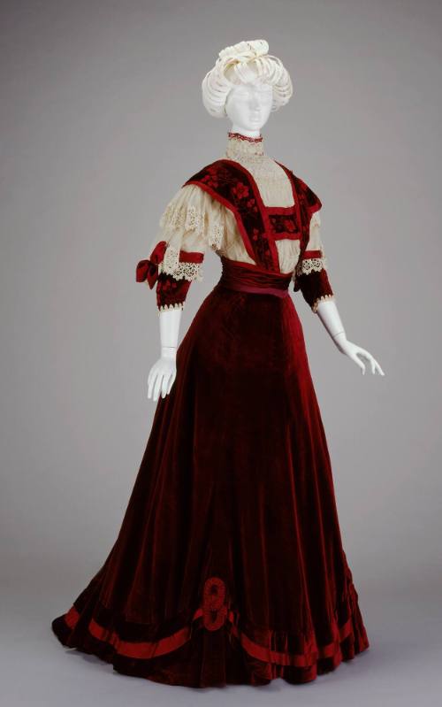 Afternoon Dress: Bodice and Skirt