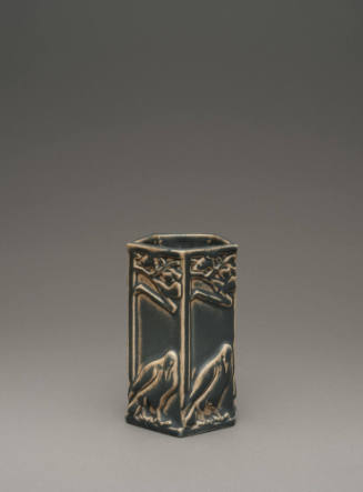 Vase ("Crow Vase")