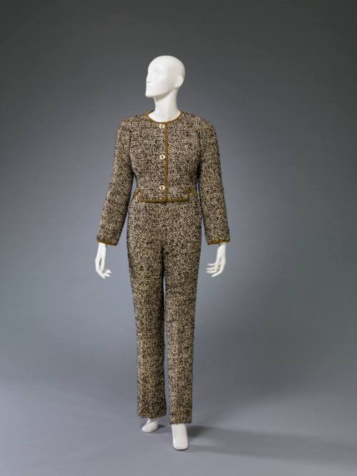 Ensemble: Jacket, Skirt and Pants