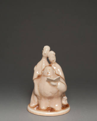 Paperweight: "Radio Singers"