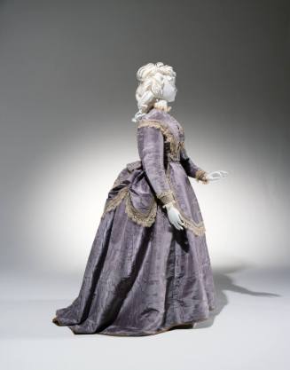 Dress: Bodice, Skirt, Apron-Overskirt Bustle-Overskirt and Belt