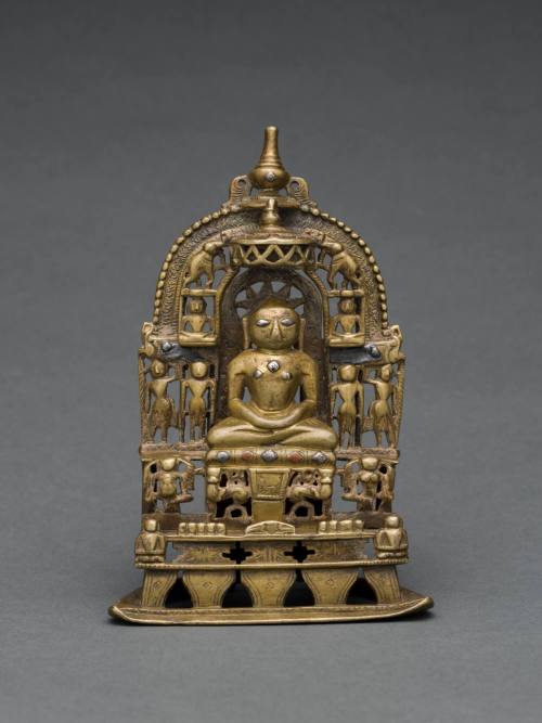 Shvetambara Altarpiece with Jina Shantinatha (probably) and Four Other Jinas (Panchatirthika)