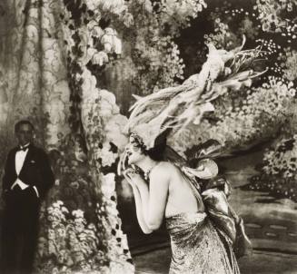 Gaby Deslys (Scène prise au Casino de Paris. “Film Bouclette” [Au fond Zissou]. Paris, février 1918.)