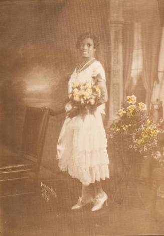 Lady with Bouquet, New York