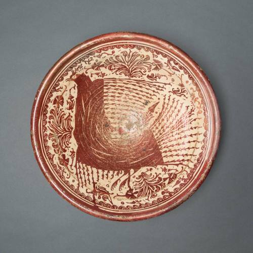 Plate with Stylized Image of a Bird