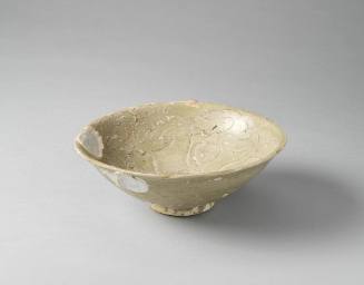 Bowl with Shell Attachments