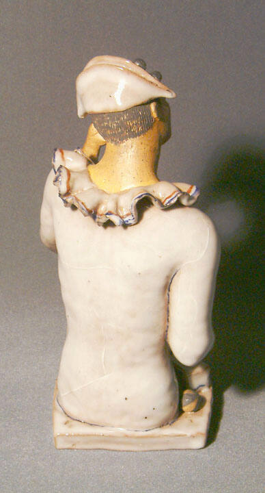 Figure: "Make-Up"